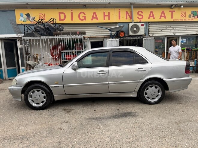 Mercedes C 180 1995, 437,000 km - 1.8 l - Bakı