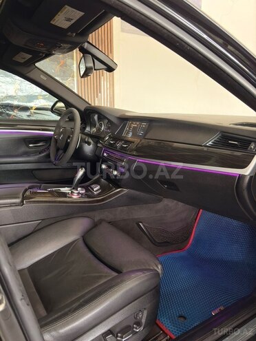 BMW 528 2012, 299,999 km - 2.0 л - Bakı