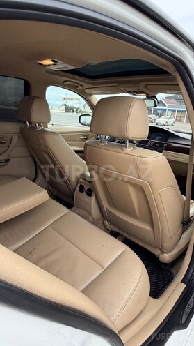BMW 330 2011, 306,000 km - 3.0 л - Bakı