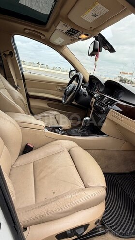 BMW 330 2011, 306,000 km - 3.0 л - Bakı