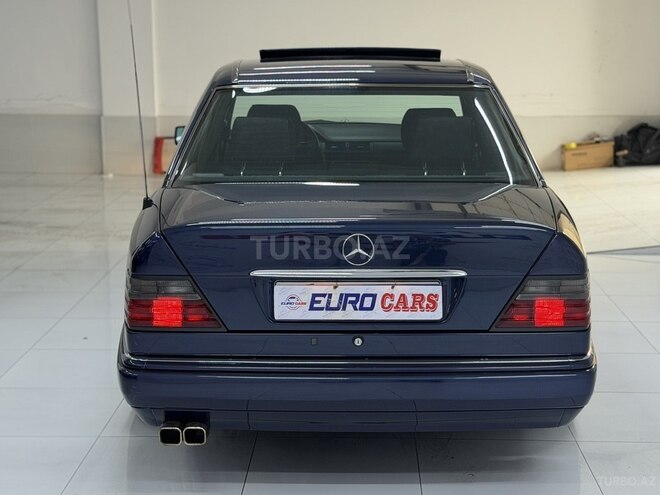 Mercedes 220 E 1995, 300,000 km - 2.2 l - Bakı