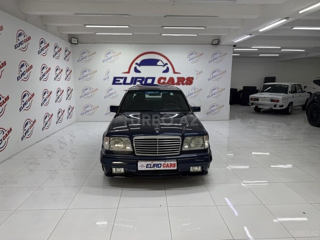 Mercedes 220 E 1995, 300,000 km - 2.2 l - Bakı