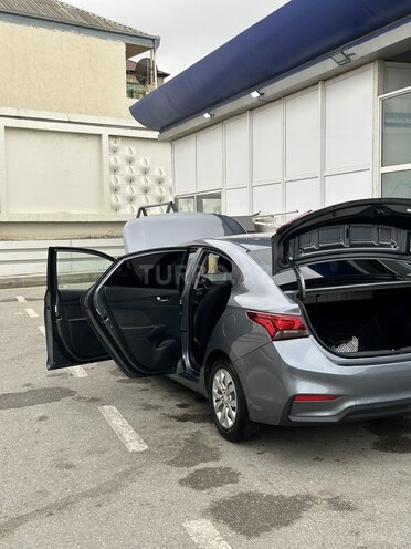 Hyundai Accent 2018, 157,716 km - 1.6 l - Bakı