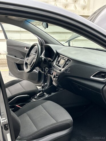 Hyundai Accent 2018, 157,716 km - 1.6 l - Bakı