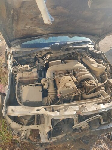 Mercedes E 300 1993, 560,000 km - 3.0 l - Bakı