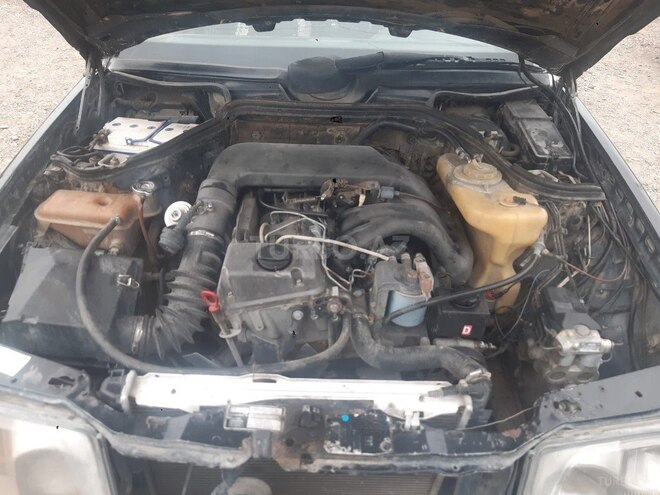 Mercedes 250 D 1994, 200,000 km - 2.5 l - Bakı
