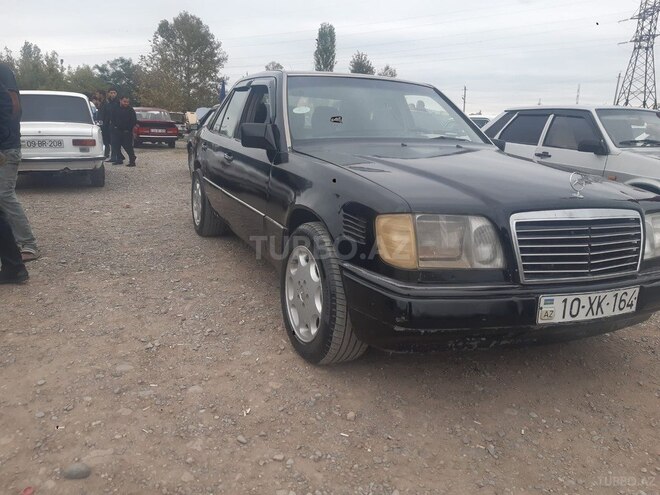 Mercedes 250 D 1994, 200,000 km - 2.5 l - Bakı