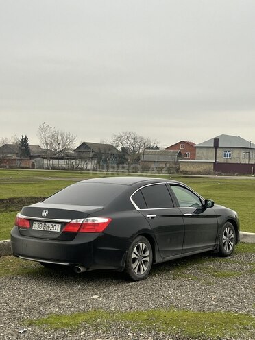 Honda Accord 2015, 270,000 km - 2.4 л - Qusar