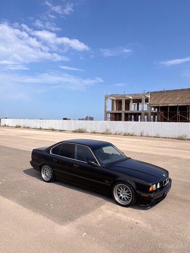 BMW 525 1995, 500,000 km - 2.5 л - Bakı