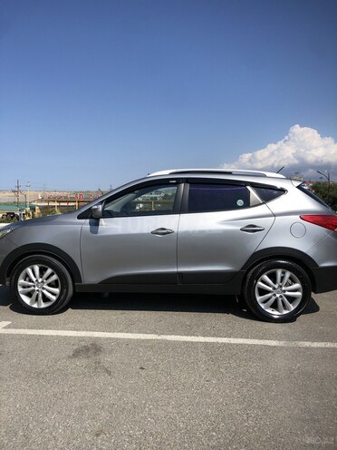 Hyundai Tucson 2011, 255,000 km - 2.0 л - Bakı