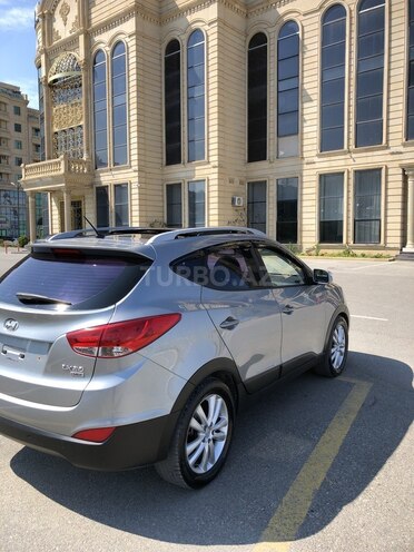Hyundai Tucson 2011, 255,000 km - 2.0 л - Bakı