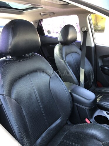 Hyundai Tucson 2011, 255,000 km - 2.0 л - Bakı