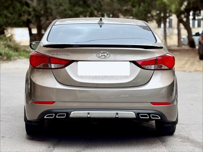 Hyundai Elantra 2015, 111,000 km - 1.8 l - Bakı