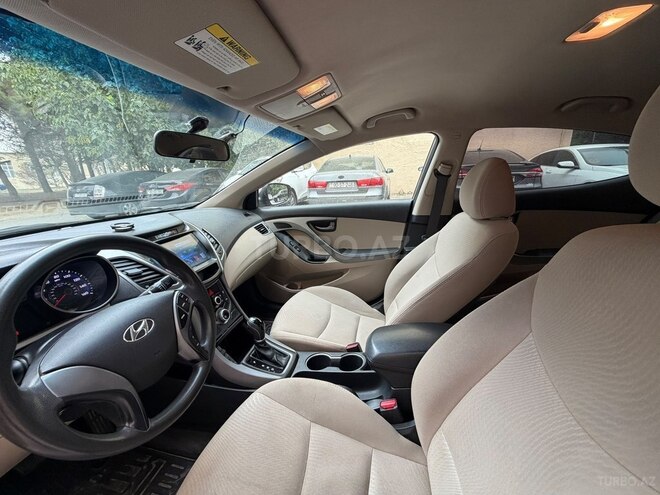 Hyundai Elantra 2015, 111,000 km - 1.8 l - Bakı