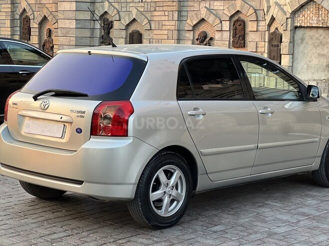 Toyota Corolla 2004, 183,400 km - 1.4 л - Bakı
