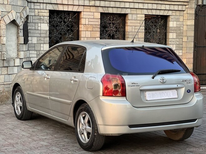 Toyota Corolla 2004, 183,400 km - 1.4 л - Bakı