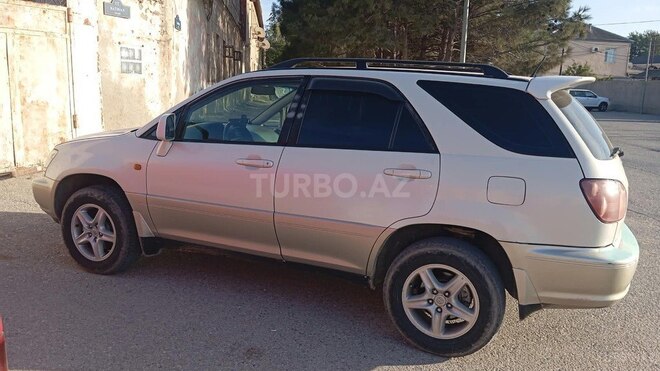 Toyota Harrier 2002, 256,860 km - 2.2 l - Bakı