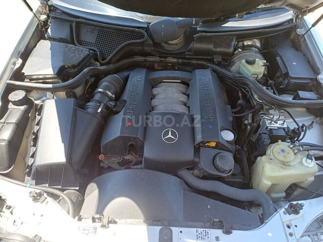 Mercedes E 240 1998, 376,235 km - 2.4 l - Bakı