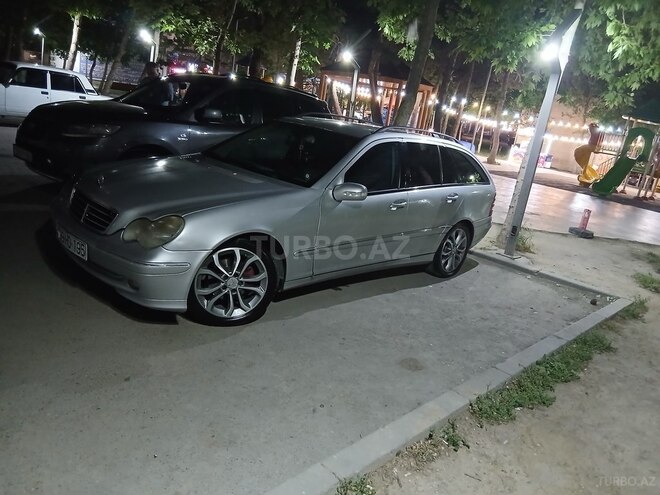 Mercedes C 200 2002, 368,524 km - 2.2 l - Bakı