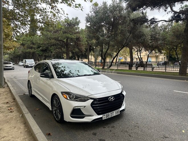 Hyundai Elantra 2017, 150,700 km - 1.6 l - Bakı
