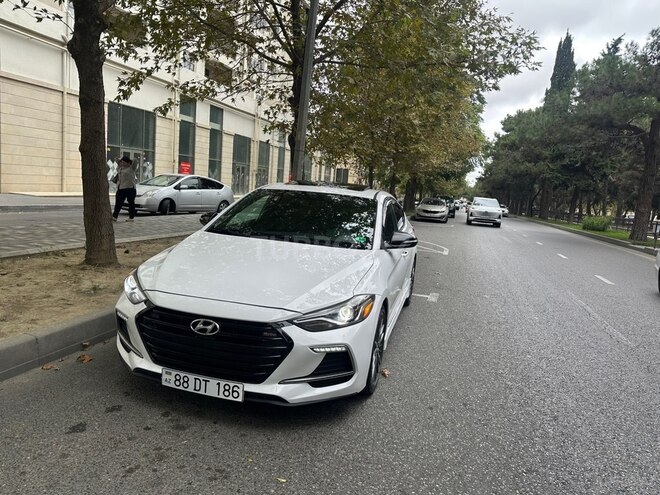 Hyundai Elantra 2017, 150,700 km - 1.6 l - Bakı