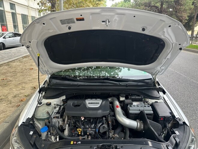 Hyundai Elantra 2017, 150,700 km - 1.6 l - Bakı