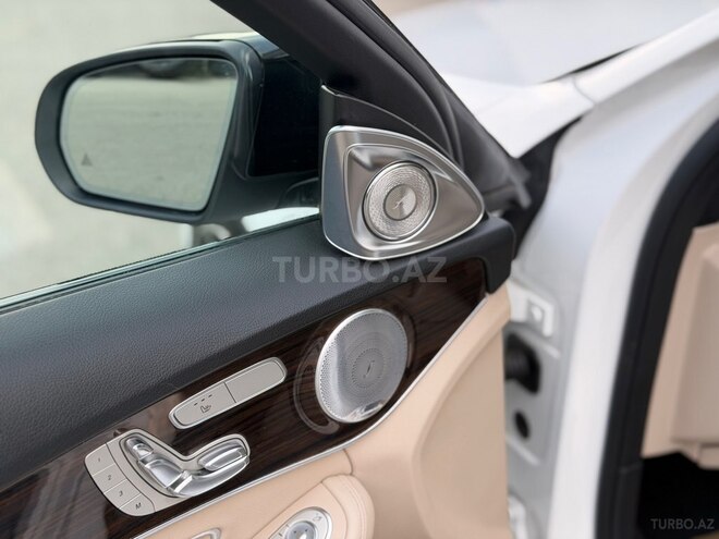 Mercedes C 300 2021, 80,000 km - 2.0 l - Bakı