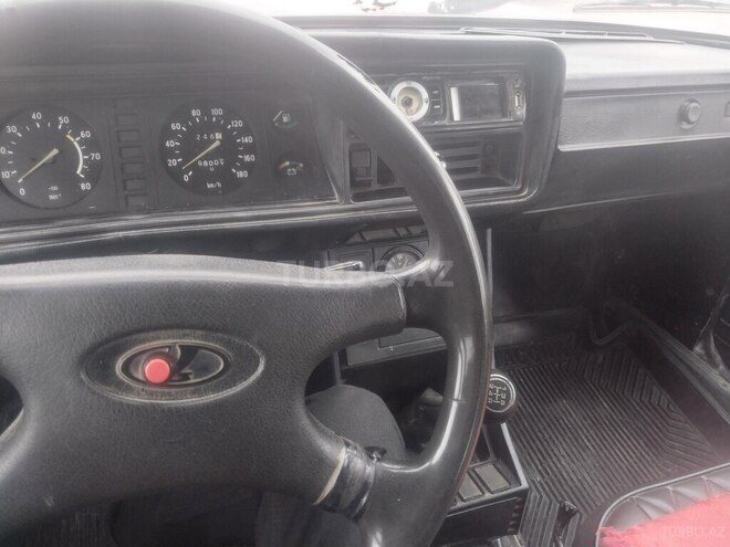 LADA (VAZ) 2105 1985, 17,000 km - 1.5 l - Göyçay