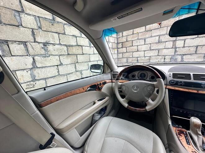 Mercedes E 350 2005, 389,421 km - 3.5 l - Zaqatala