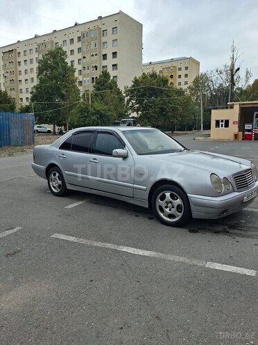 Mercedes E 220 1998, 840,000 km - 2.2 l - Gəncə
