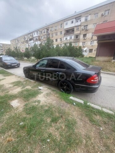 Mercedes E 240 2002, 383,000 km - 2.6 л - Şirvan
