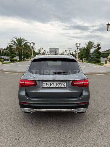 Mercedes GLC 300 4MATIC 2018, 182,000 km - 2.0 l - Gəncə