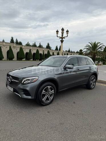 Mercedes GLC 300 4MATIC 2018, 182,000 km - 2.0 l - Gəncə