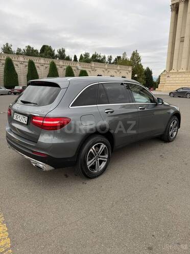 Mercedes GLC 300 4MATIC 2018, 182,000 km - 2.0 l - Gəncə