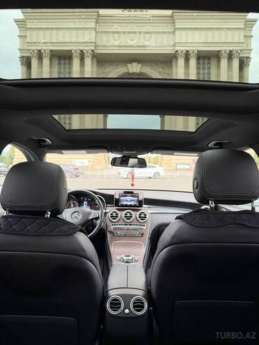 Mercedes GLC 300 4MATIC 2018, 182,000 km - 2.0 l - Gəncə