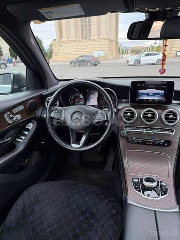 Mercedes GLC 300 4MATIC 2018, 182,000 km - 2.0 l - Gəncə