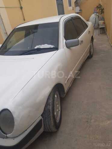 Mercedes E 220 1995, 345,000 km - 2.2 l - Bakı