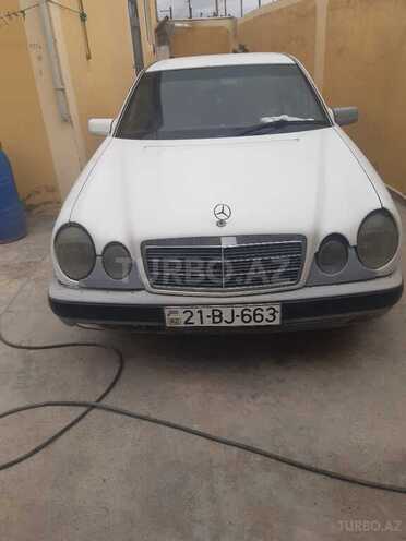 Mercedes E 220 1995, 345,000 km - 2.2 l - Bakı