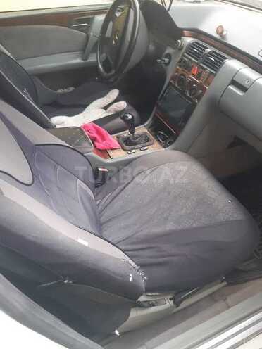 Mercedes E 220 1995, 345,000 km - 2.2 l - Bakı