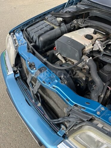 Mercedes C 180 1999, 420,120 km - 1.8 л - Masallı