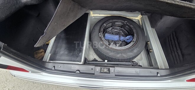 Mercedes E 270 2001, 280,825 km - 2.7 l - Bərdə