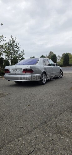 Mercedes E 270 2001, 280,825 km - 2.7 l - Bərdə