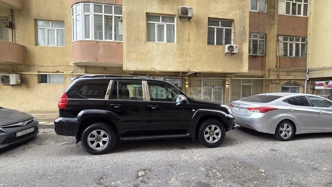 Toyota Land Cruiser Prado 2006, 240,000 km - 2.7 l - Bakı