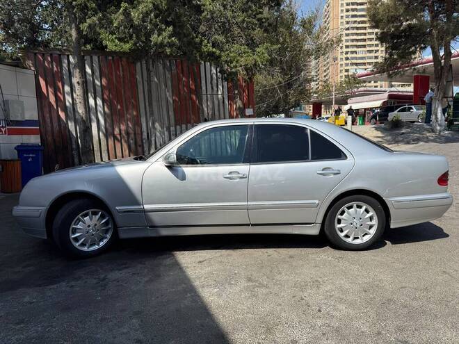 Mercedes E 270 2000, 623,000 km - 2.7 l - Bakı