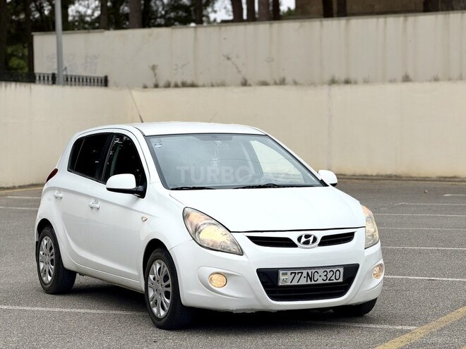 Hyundai i20 2011, 214,441 km - 1.4 л - Sumqayıt