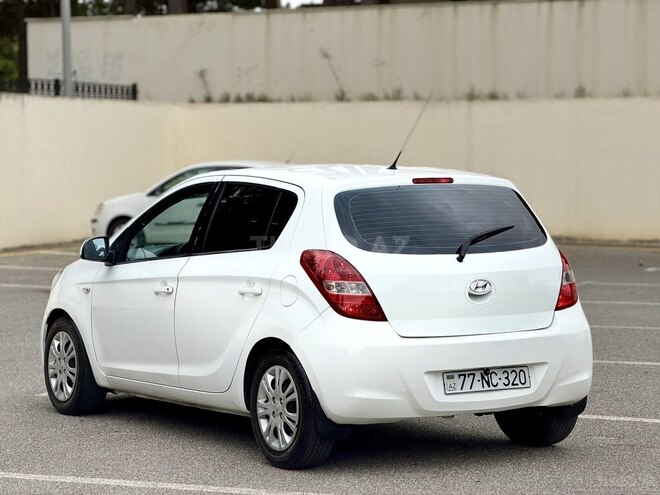 Hyundai i20 2011, 214,441 km - 1.4 л - Sumqayıt