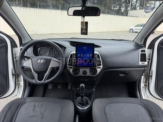 Hyundai i20 2011, 214,441 km - 1.4 л - Sumqayıt
