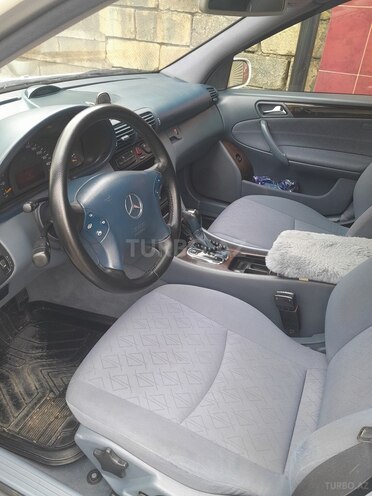 Mercedes C 180 2000, 328,154 km - 2.0 l - Lənkəran