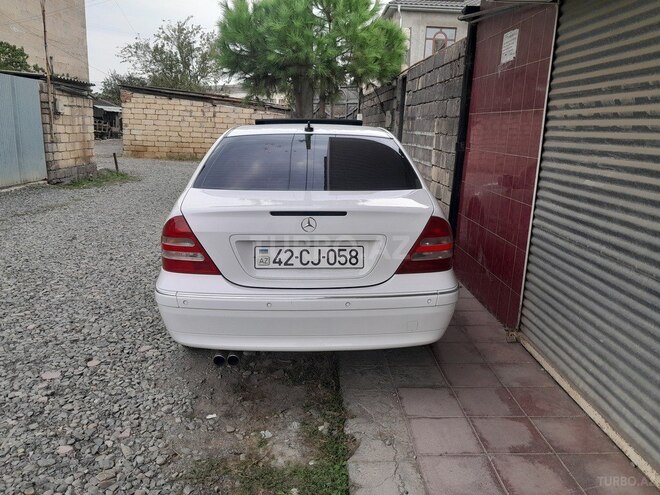 Mercedes C 180 2000, 328,154 km - 2.0 l - Lənkəran