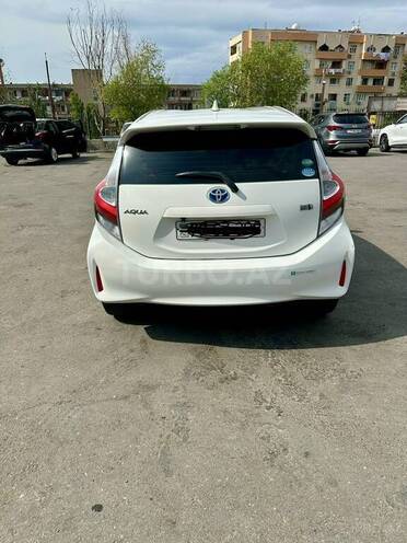 Toyota Aqua 2018, 158,000 km - 1.5 l - Bakı